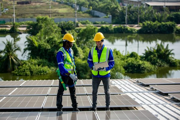 Installateur de panneaux solaires : quelles sont les compétences essentielles