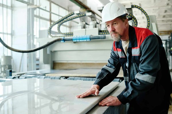 Assistance personnalisée pour votre marbrerie